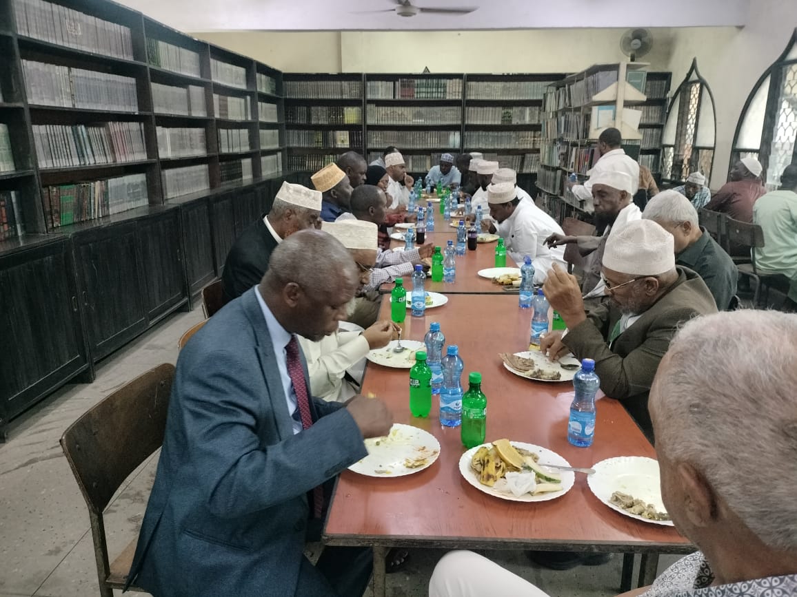 Council Discusses Academic Progress with Faculty Members